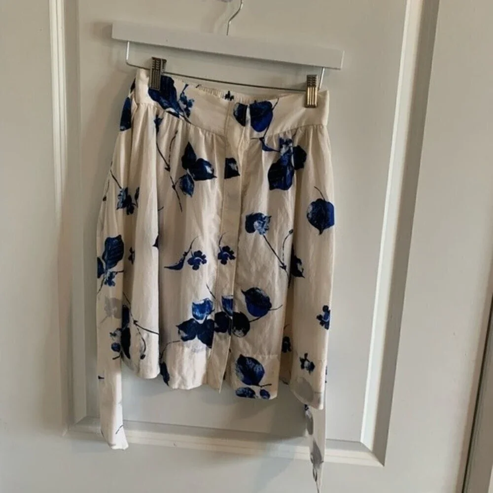 Club Monaco White Blue Tulip Tie Waist Skirt